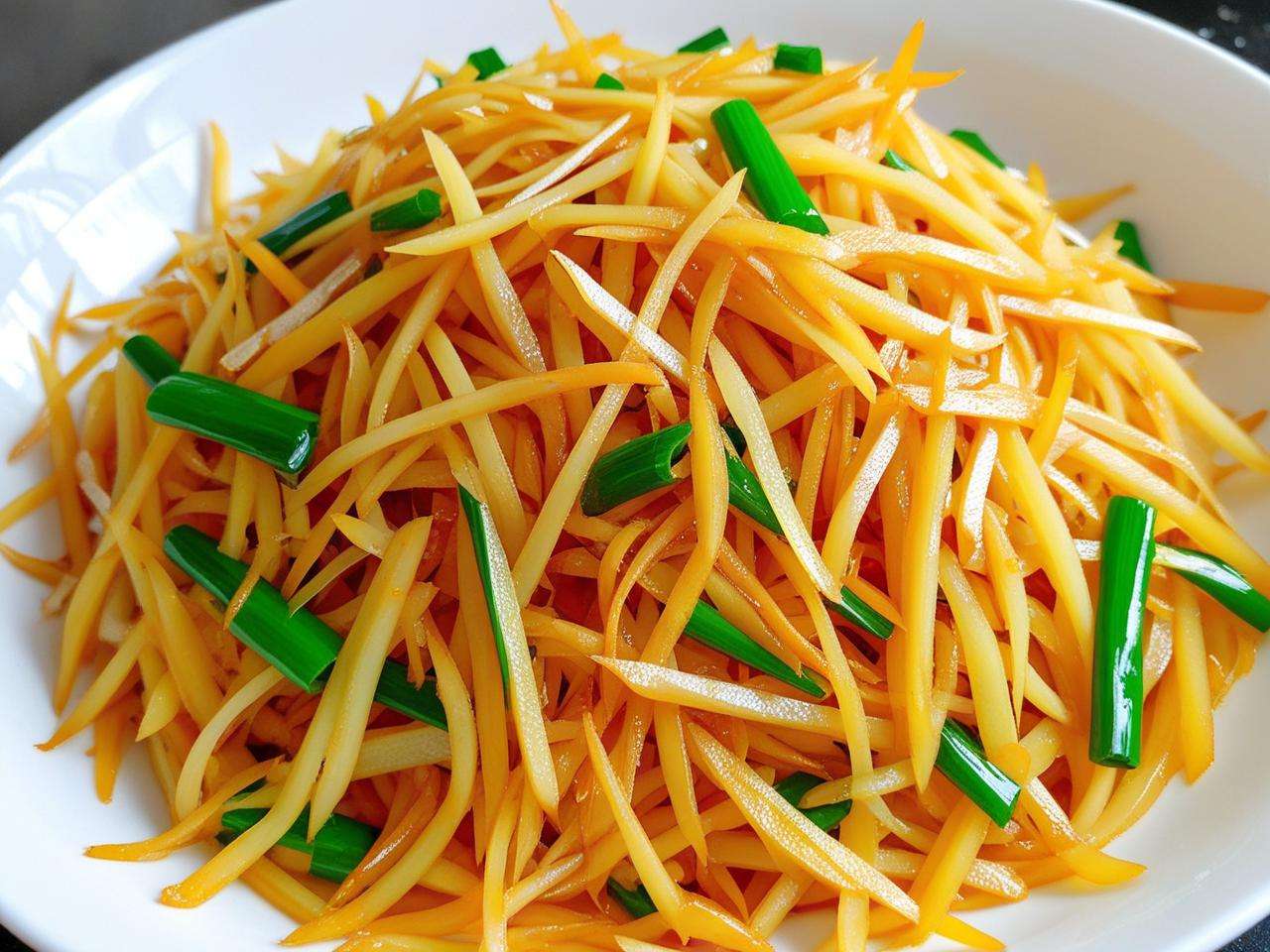 土豆丝怎样炒才能变得黏糊糊