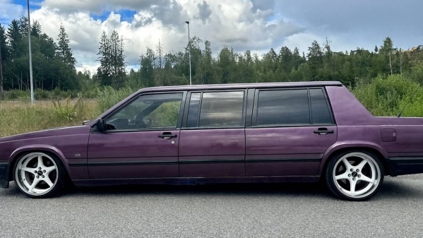 全球最长沃尔沃揭秘：六米长车身秒变八座移动客厅