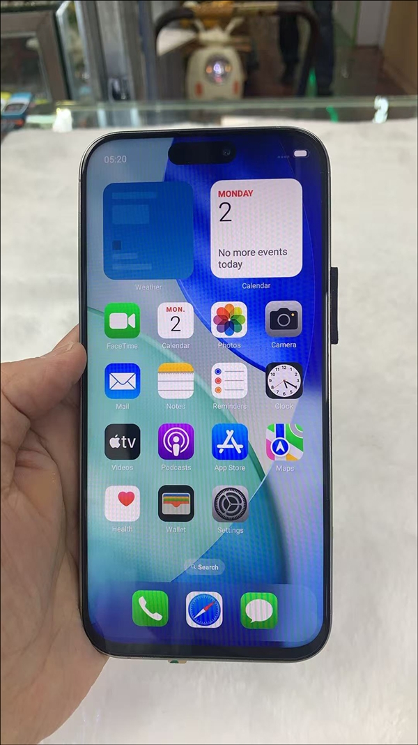 iPhone 17 Pro还没发布就被抄！山寨机比真机提前现身：搭载Android