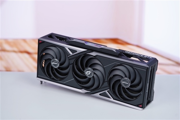 16499元起价格不变！NVIDIA中国特供RTX 5090 D v2正式发布：显存砍了一大刀