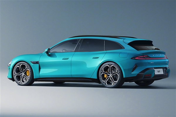 雷军道出小米SU7/YU7畅销原因：十倍投入 认认真真造好车