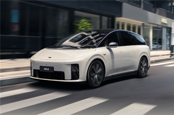 李想：我现在只要说“感谢” 有些朋友就觉得是在学雷军