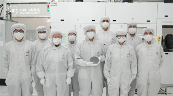 自主突破！九峰山实验室首发6英寸InP激光器与探测器外延工艺