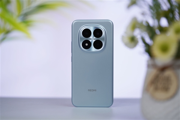 REDMI首款卫星通信手机！REDMI Note 15 Pro+图赏