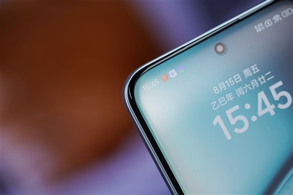 REDMI首款卫星通信手机！REDMI Note 15 Pro+图赏