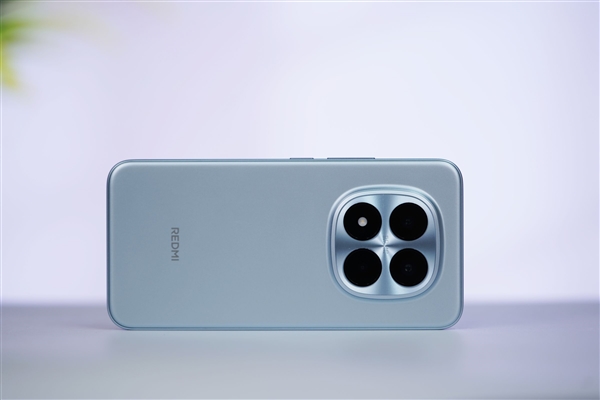 REDMI首款卫星通信手机！REDMI Note 15 Pro+图赏