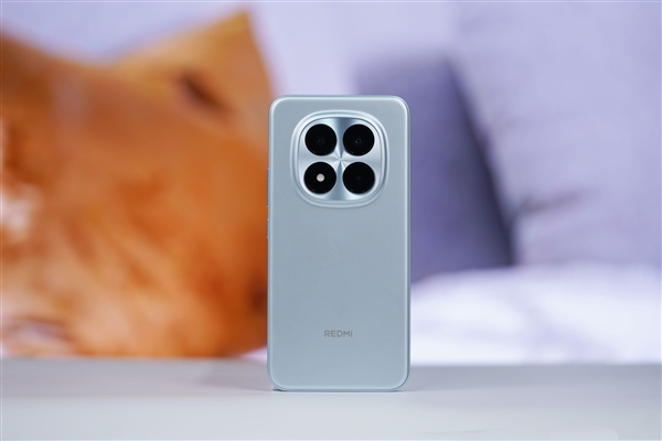 REDMI首款卫星通信手机！REDMI Note 15 Pro+图赏