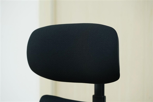 全球首款动态人体工学椅！清闲Libernovo图赏