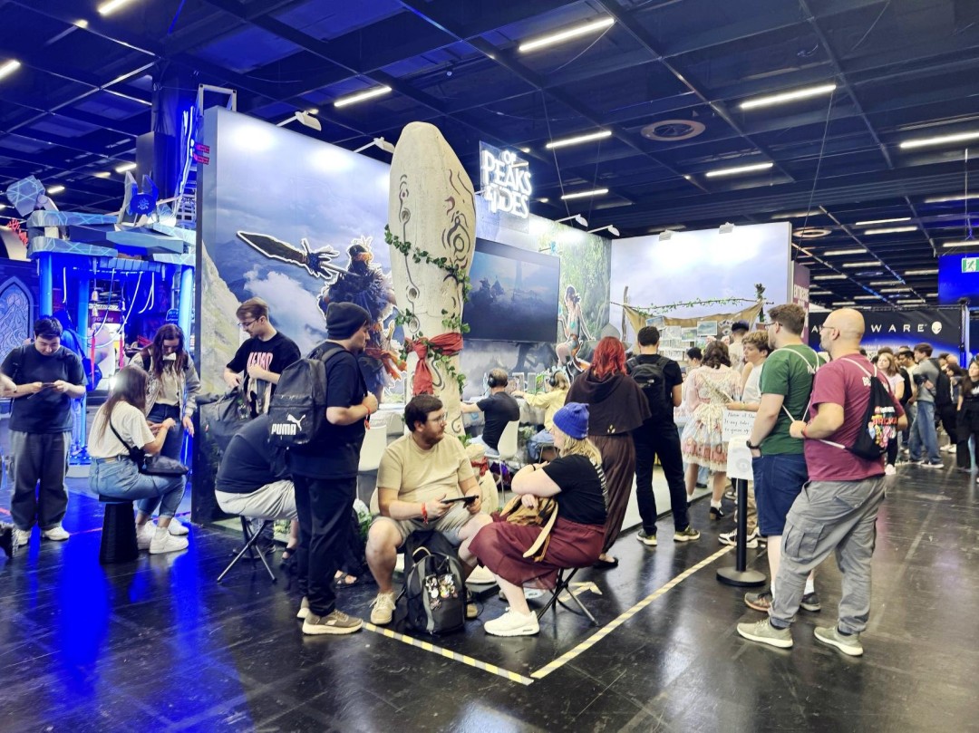 国产生存游戏《山外山》科隆首秀 海外玩家反响热烈