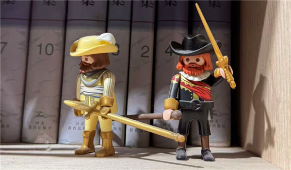 这些没用的小东西 正成为年轻人的“续命神器”