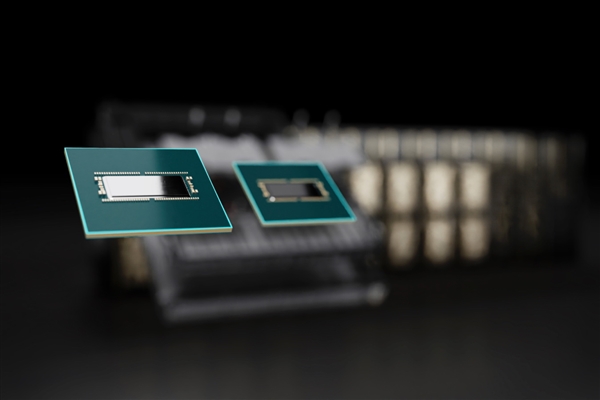 NVIDIA黄仁勋自曝：正与政府讨论向中国出售Blackwell GPU！愿意上交利润