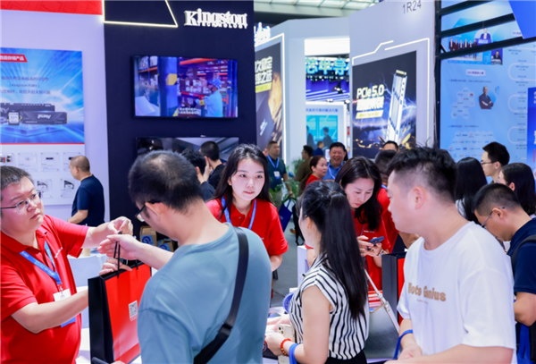 绿色+AI双管齐下 金士顿闪亮2025深圳国际电子展