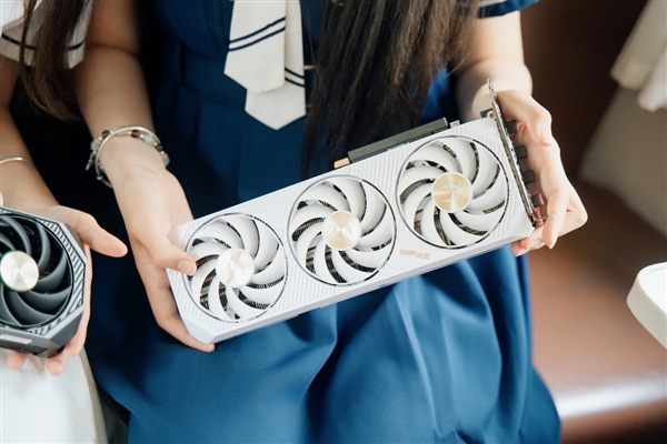 《三角洲行动》快乐摸金 什么配置玩起来才爽