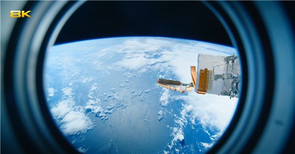 中国首部8K太空电影 国产相机实拍！《窗外是蓝星》今日点映