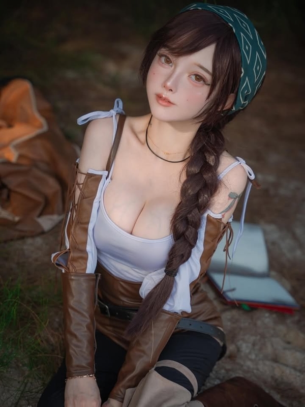 《怪物猎人：荒野》阿尔玛Cos：这谁顶得住