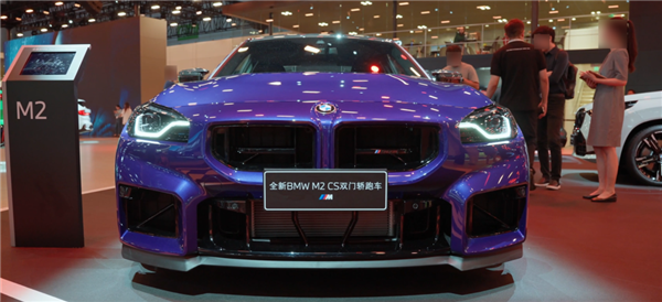 成都车展上的车企卖车有多拼 追到隔壁展台也要我留资