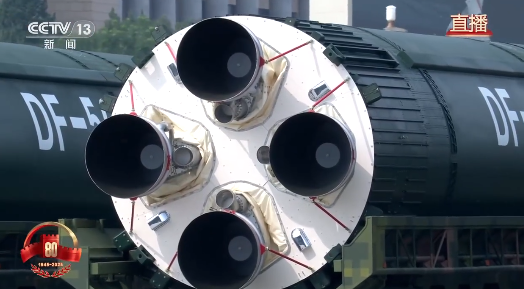 九三阅兵全程回顾：国之重器名场面汇总