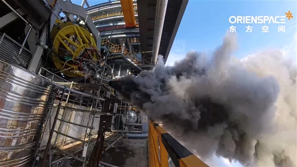 东方空间液氧煤油发动机半系统热试车成功:可重复使用