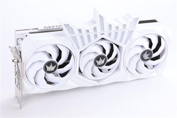 影驰RTX 5080 HOF OC LAB Deluxe-X 评测|纯白旗舰 王者归来
