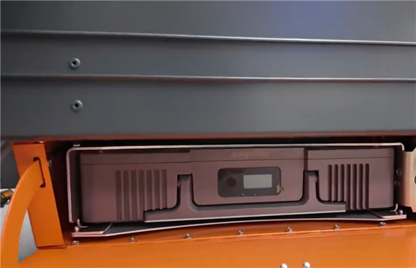 慕尼黑车展惊现电动三蹦子：可换电可模块化 更没有链条