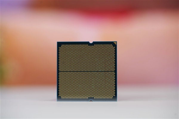 新一代的千元神U！AMD锐龙5 9500F处理器图赏