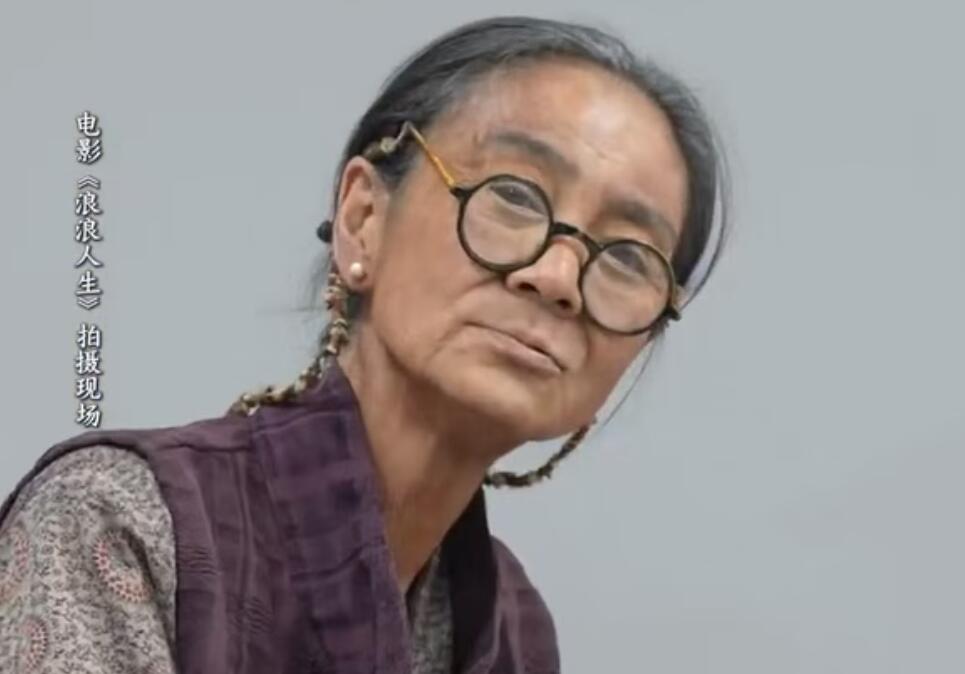 刘雪华演90岁老太 殷桃直呼&ldquo;被吓到认不出&rdquo;